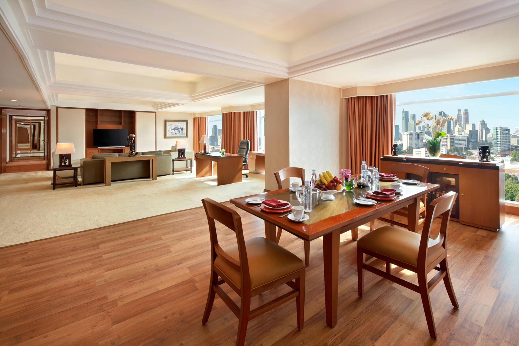 Hotel Dengan Presiden Suite Terluas di Indonesia